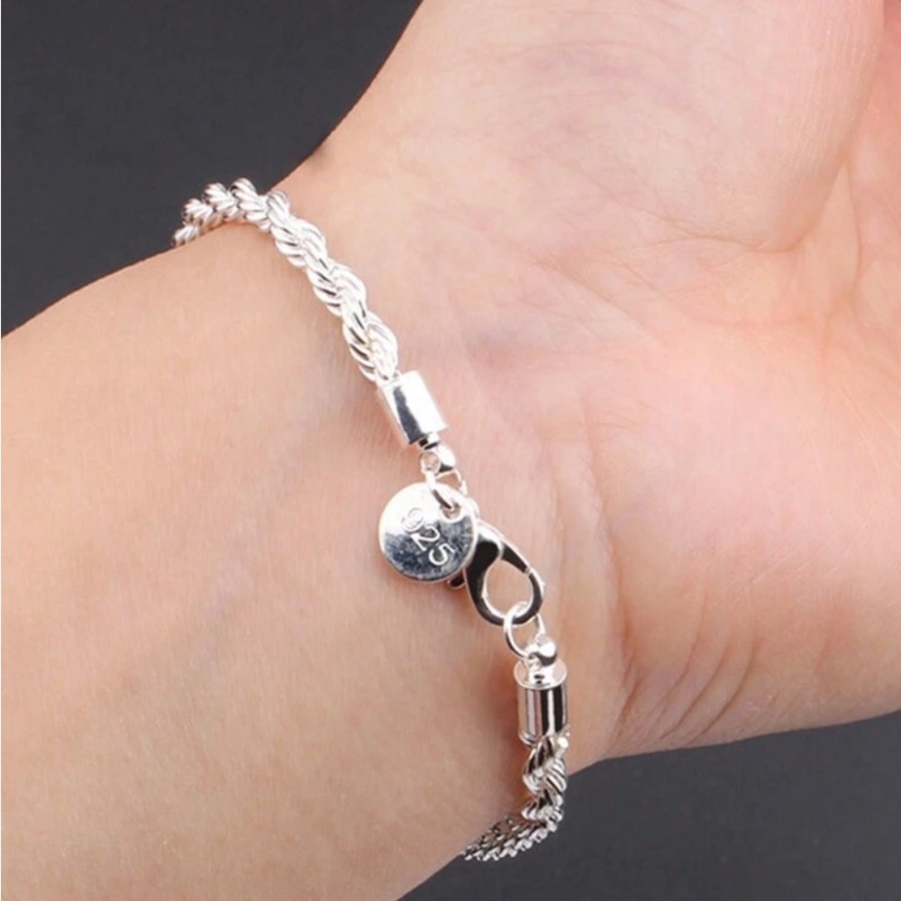 Chic 925 Silver Rope Chain Bracelet - Picture 2 of 3